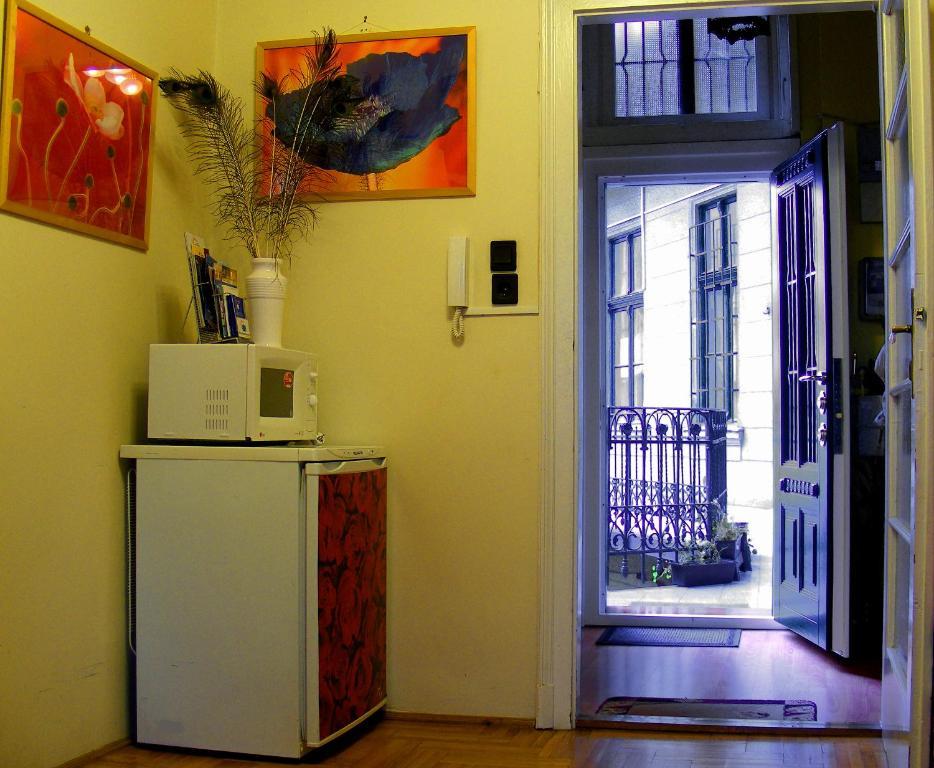 Firstapartments Inn City Center Budapest Rum bild